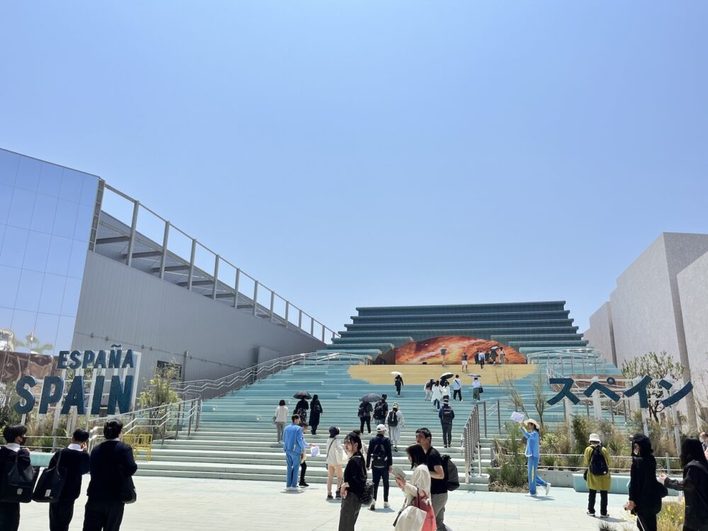 夫婦 世界一周 その後 大阪万博