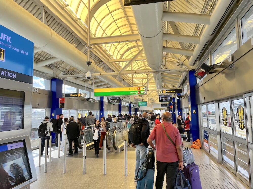 アメリカ ロードトリップ 世界一周 夫婦 旅 バックパッカー