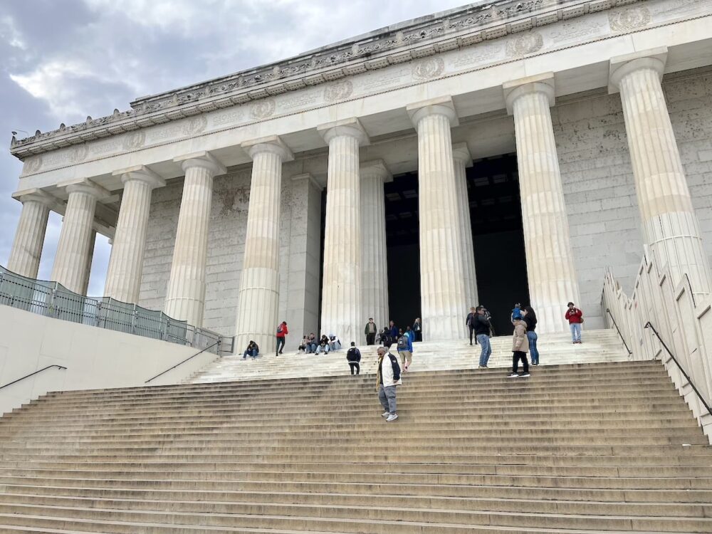 アメリカ ロードトリップ 世界一周 夫婦 旅 バックパッカー  横断