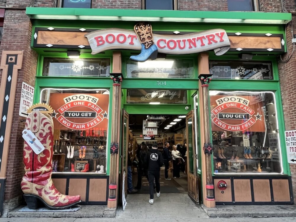 アメリカ ロードトリップ 世界一周 夫婦 旅 バックパッカー  横断