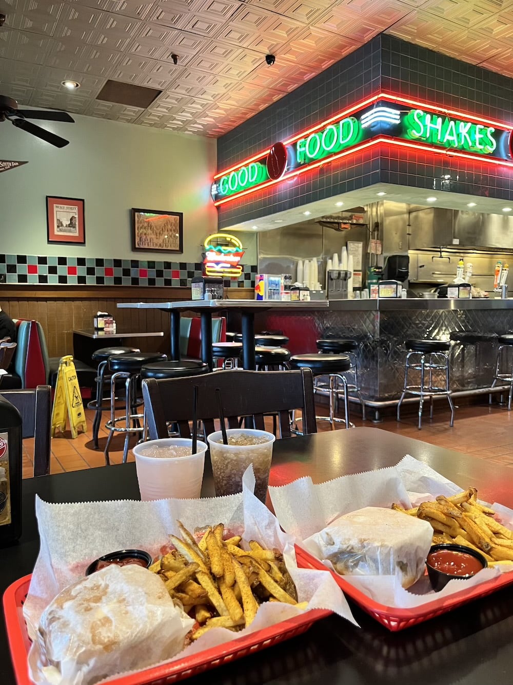 アメリカ ロードトリップ 世界一周 夫婦 旅 バックパッカー 横断