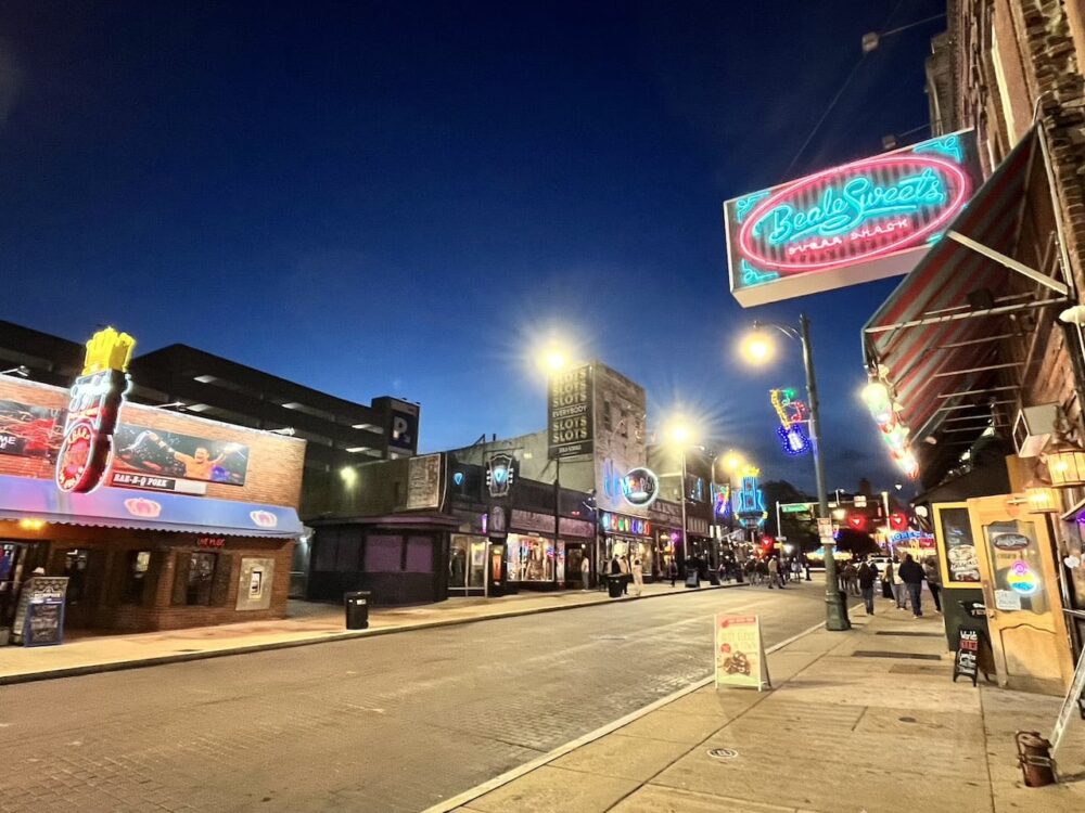 アメリカ ロードトリップ 世界一周 夫婦 旅 バックパッカー 横断