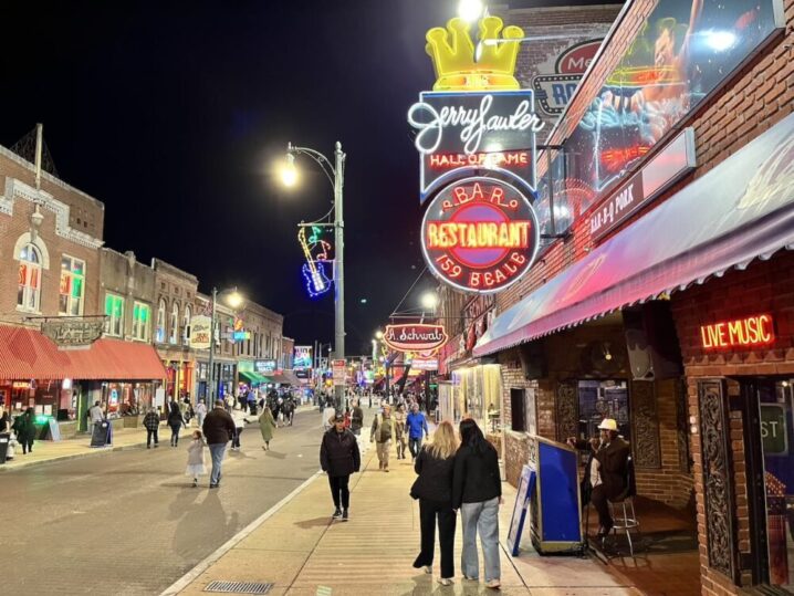 アメリカ　ロードトリップ　世界一周　夫婦　旅　バックパッカー　　横断