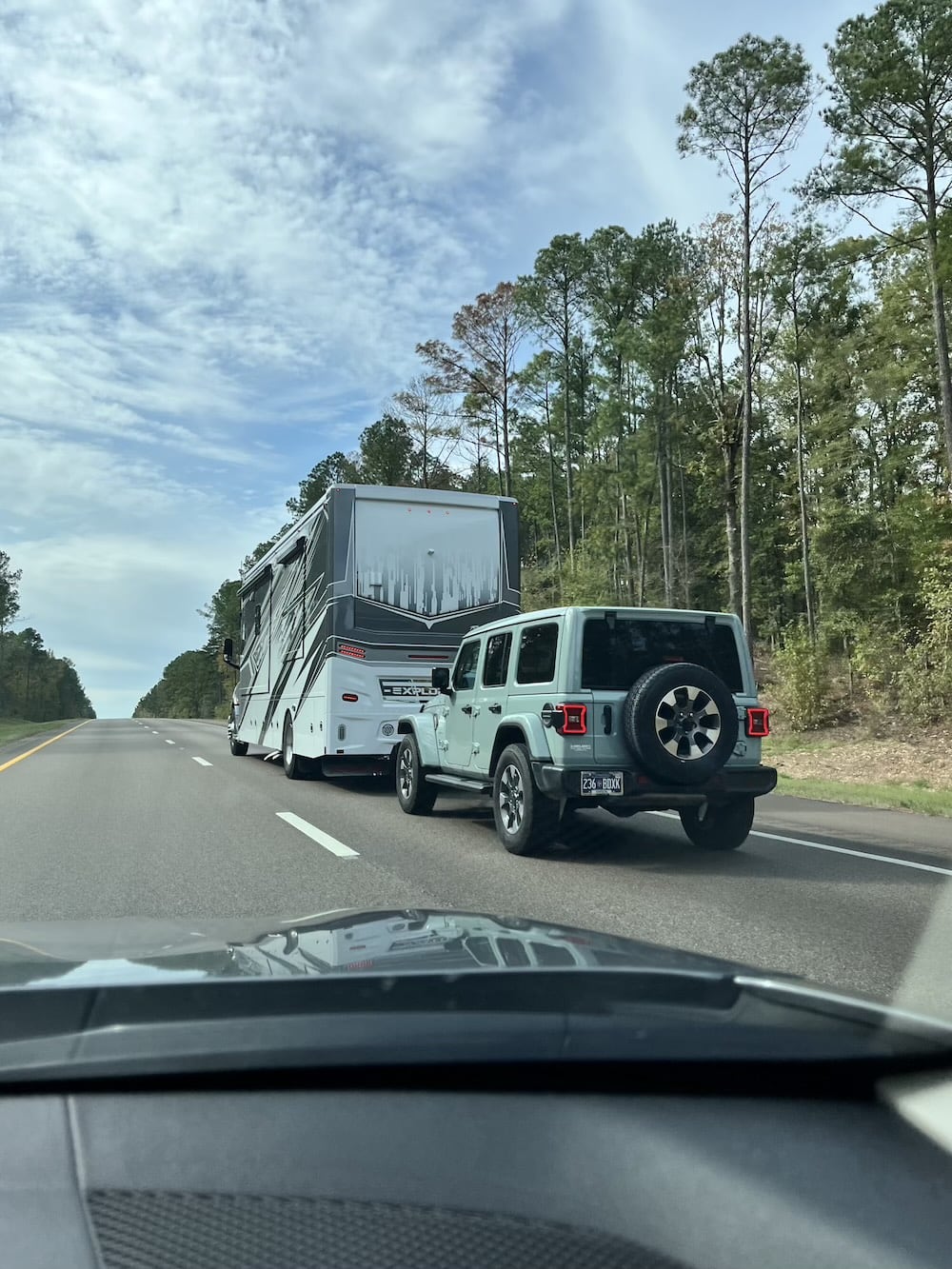 アメリカ　ロードトリップ　世界一周　夫婦　旅　バックパッカー　　横断