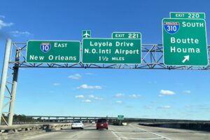 アメリカ　ロードトリップ　世界一周　夫婦　旅　バックパッカー　　横断