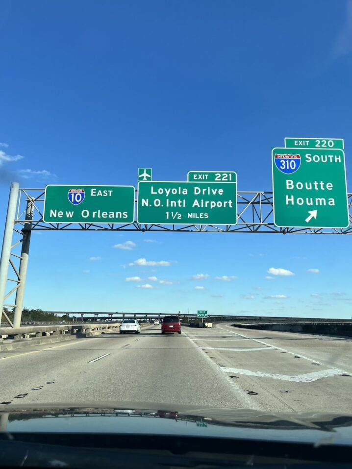 アメリカ　ロードトリップ　世界一周　夫婦　旅　バックパッカー　　横断