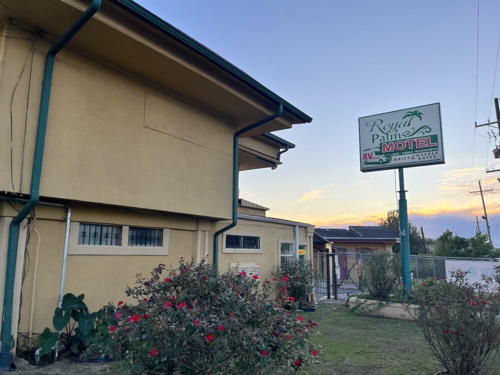 アメリカ　ロードトリップ　世界一周　夫婦　旅　バックパッカー　　横断