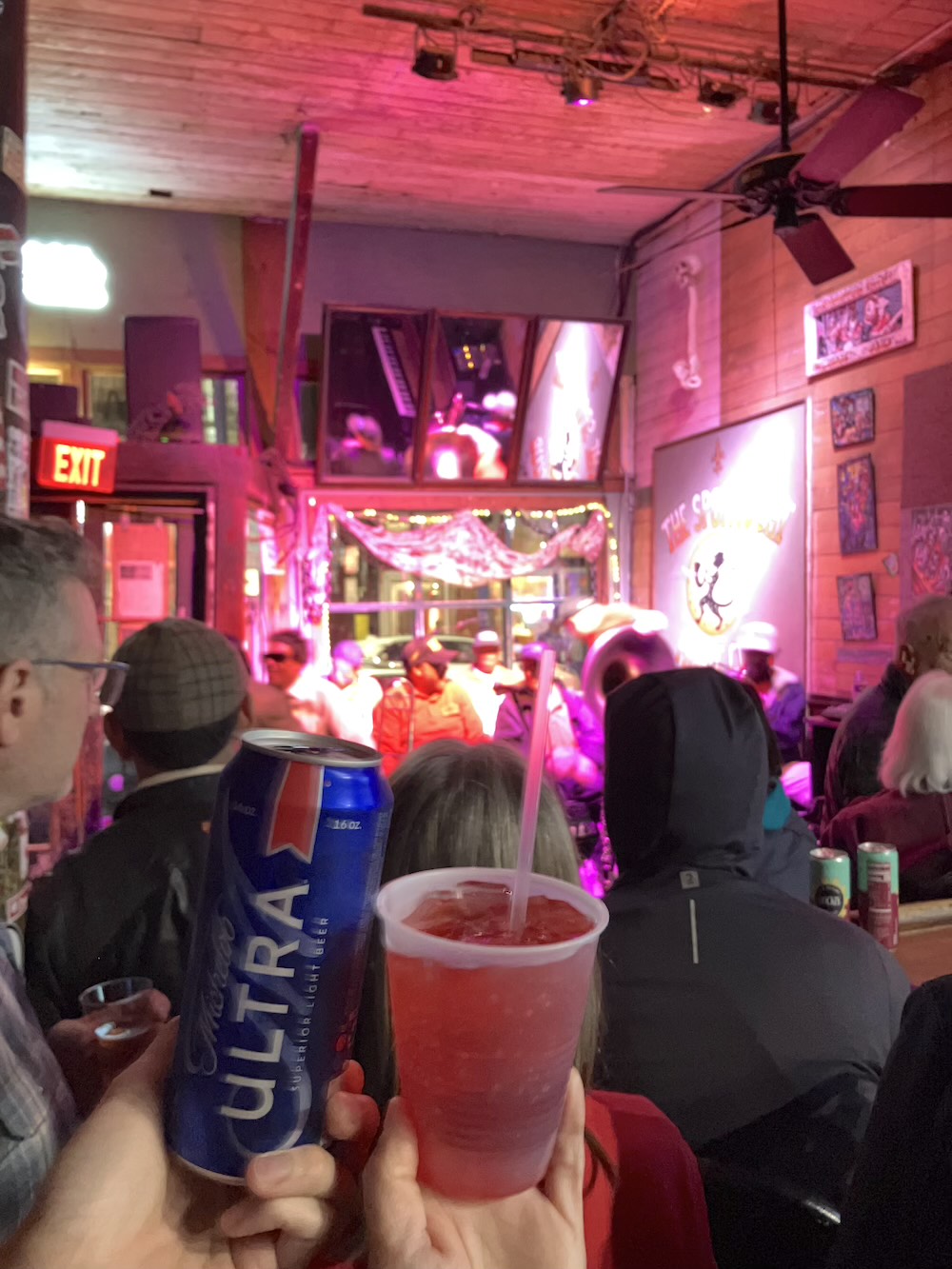 アメリカ　ロードトリップ　世界一周　夫婦　旅　バックパッカー　　横断