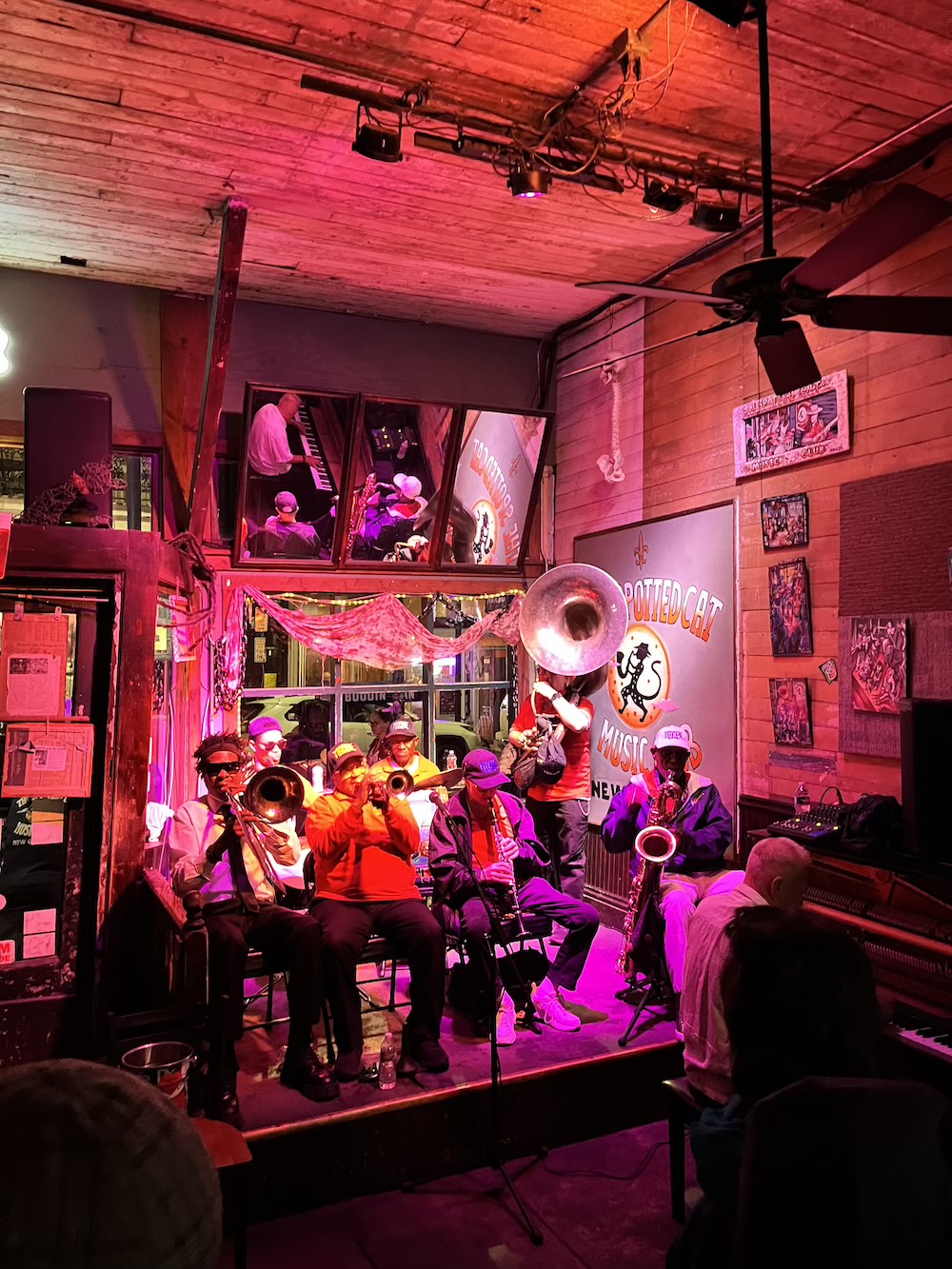 アメリカ　ロードトリップ　世界一周　夫婦　旅　バックパッカー　　横断