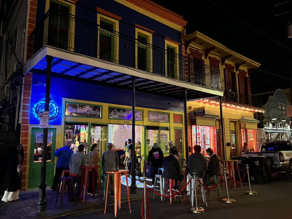 アメリカ　ロードトリップ　世界一周　夫婦　旅　バックパッカー　　横断