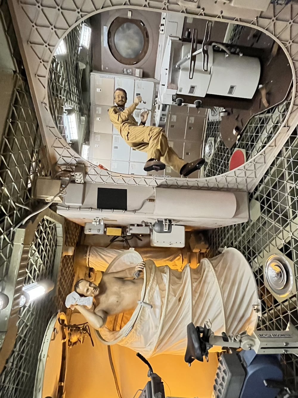 アメリカ　ロードトリップ　世界一周　夫婦　旅　バックパッカー　　横断