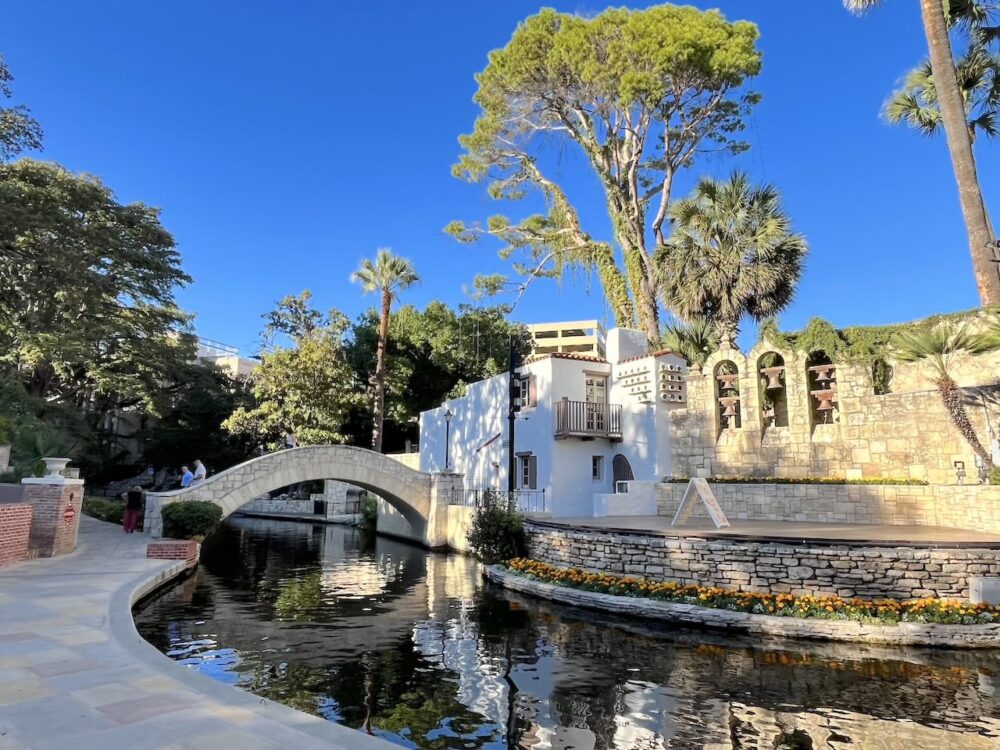 アメリカ　ロードトリップ　世界一周　夫婦　旅　バックパッカー　　横断