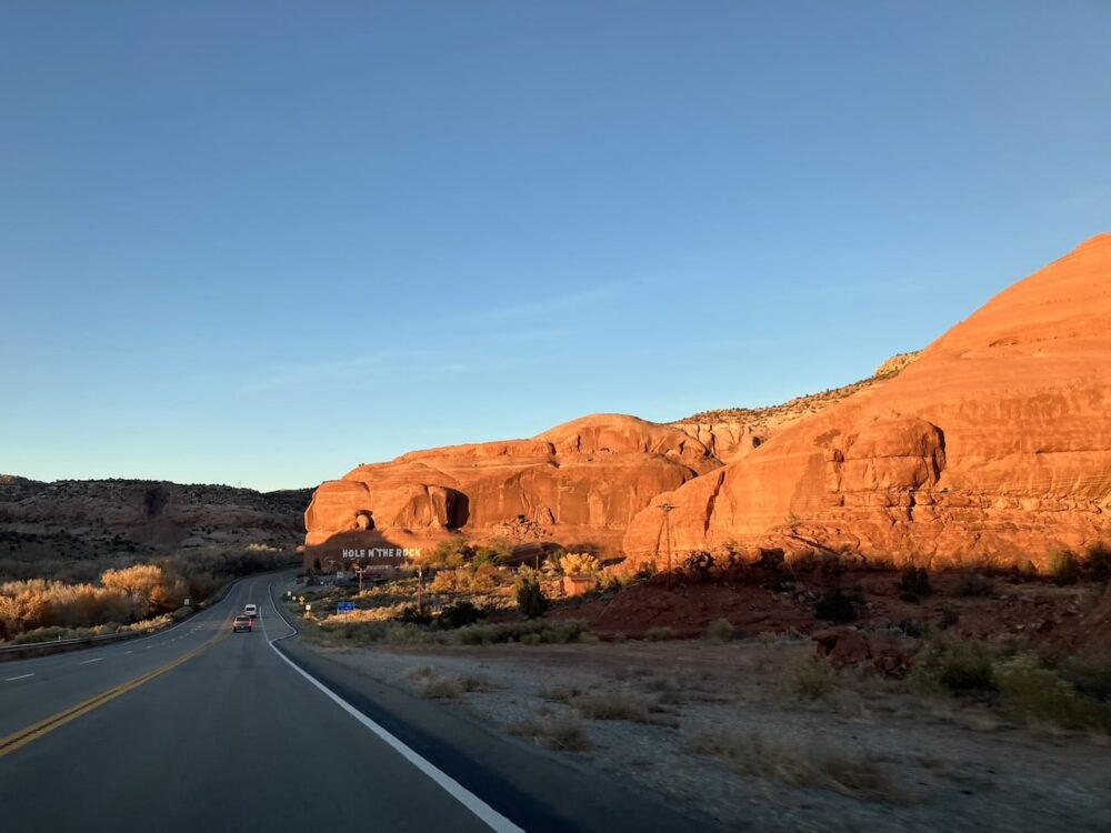 アメリカ　ロードトリップ　世界一周　夫婦　旅　バックパッカー　　横断