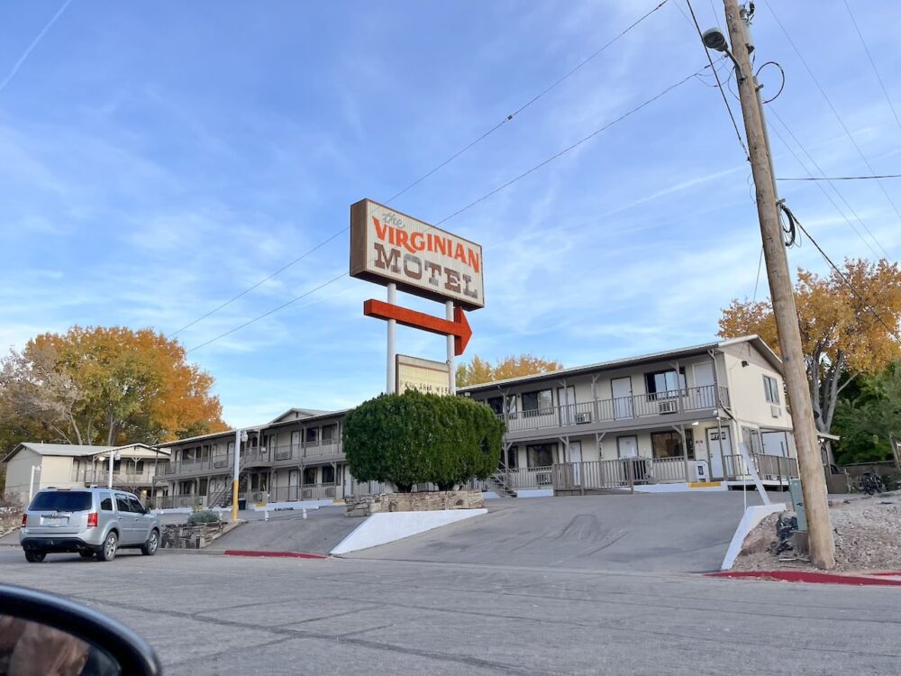 アメリカ　ロードトリップ　世界一周　夫婦　旅　バックパッカー　　横断