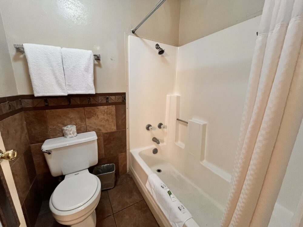 アメリカ　ロードトリップ　世界一周　夫婦　旅　バックパッカー　　横断