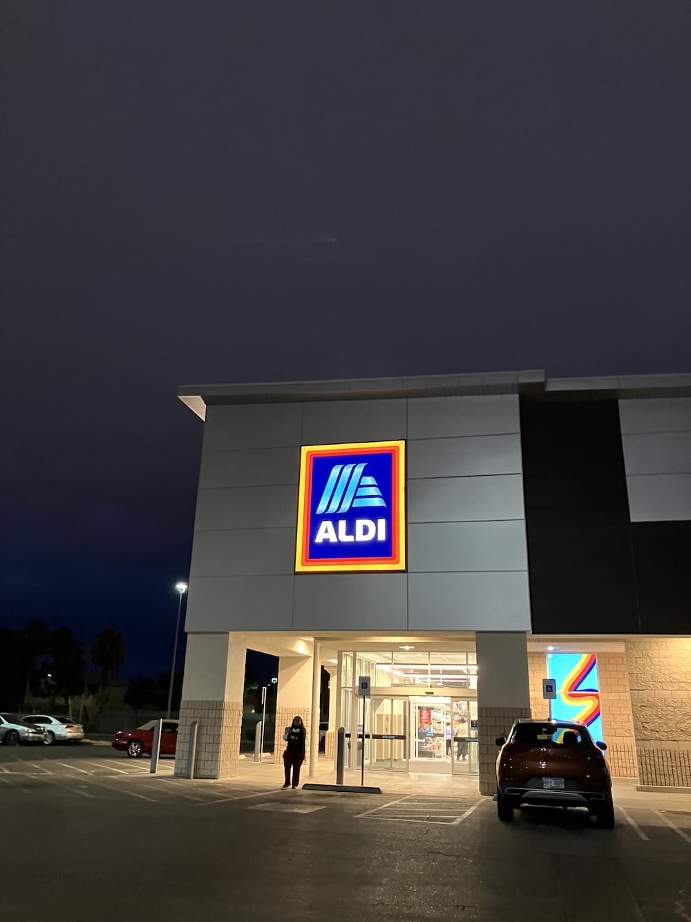 アメリカ　ロードトリップ　世界一周　夫婦　旅　バックパッカー　　横断