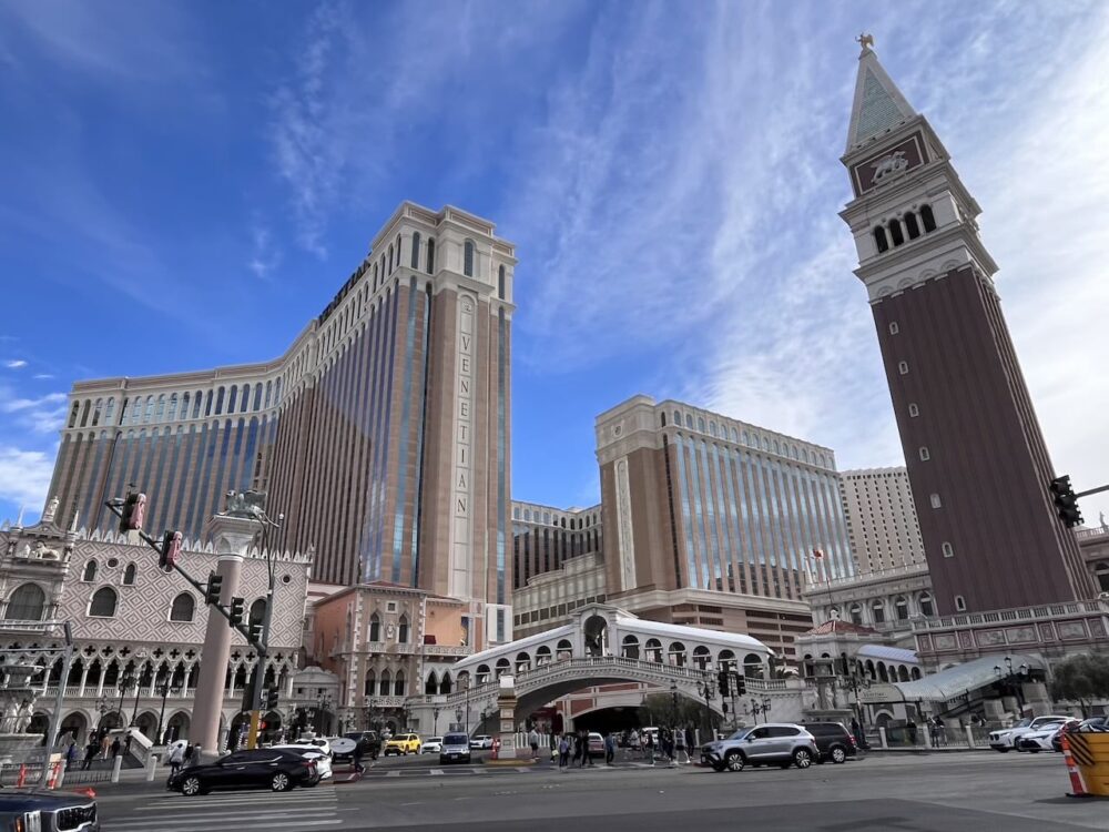 アメリカ　ロードトリップ　世界一周　夫婦　旅　バックパッカー　　横断