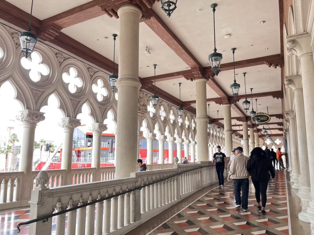 アメリカ　ロードトリップ　世界一周　夫婦　旅　バックパッカー　　横断