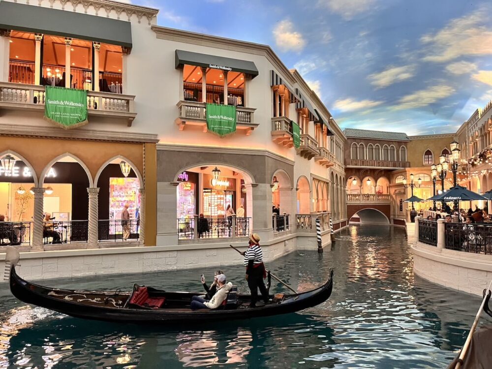 アメリカ　ロードトリップ　世界一周　夫婦　旅　バックパッカー　　横断