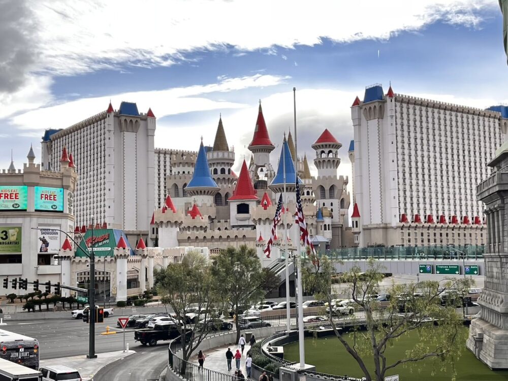 アメリカ　ロードトリップ　世界一周　夫婦　旅　バックパッカー　　横断