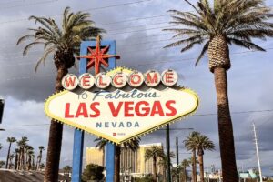 アメリカ ロードトリップ 世界一周 夫婦 旅 バックパッカー 横断