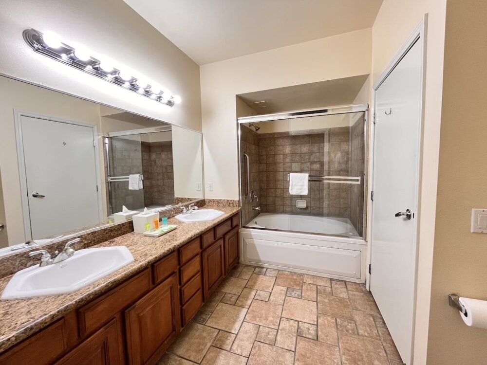 アメリカ　ロードトリップ　世界一周　夫婦　旅　バックパッカー　　横断