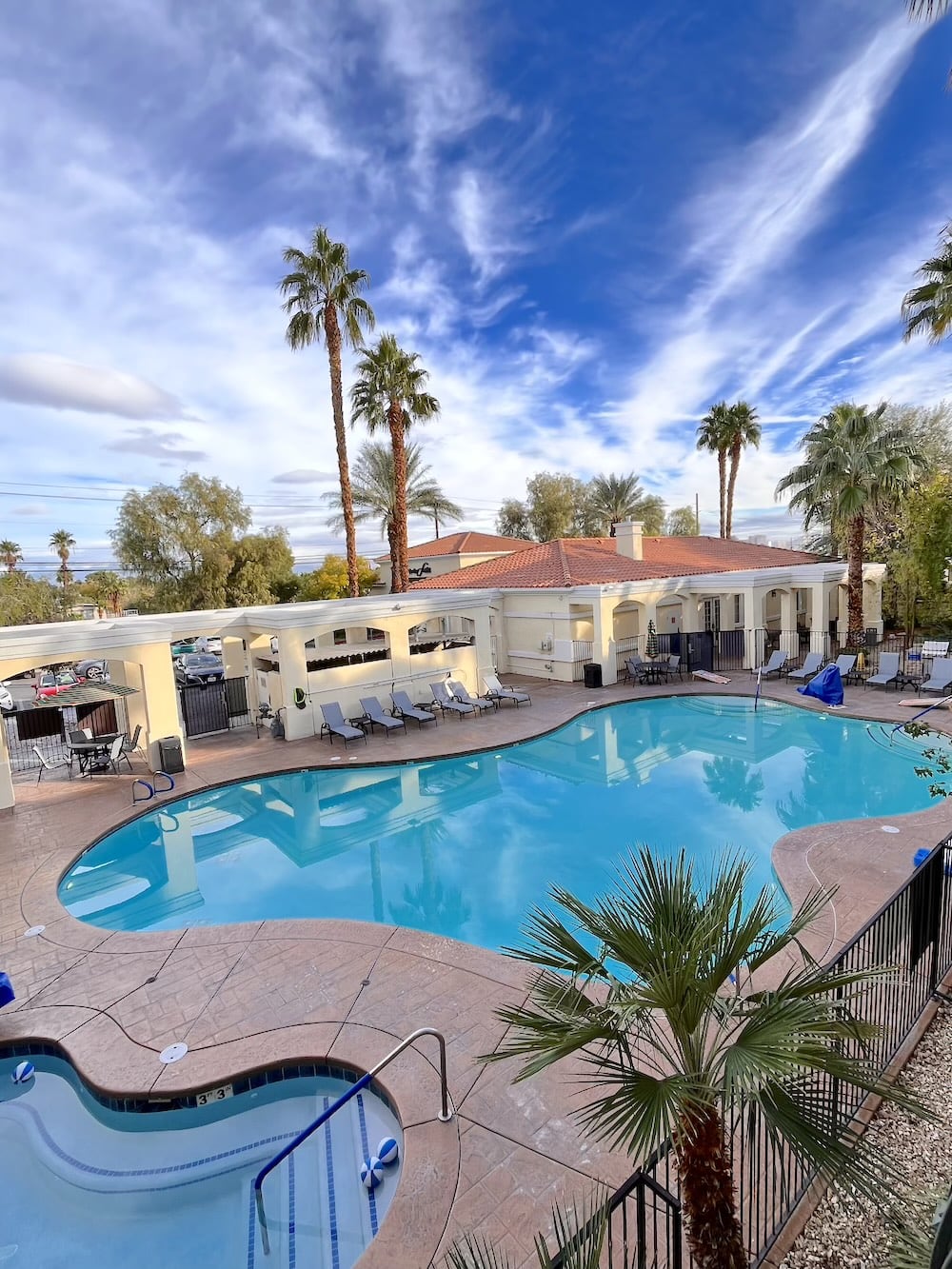 アメリカ　ロードトリップ　世界一周　夫婦　旅　バックパッカー　　横断