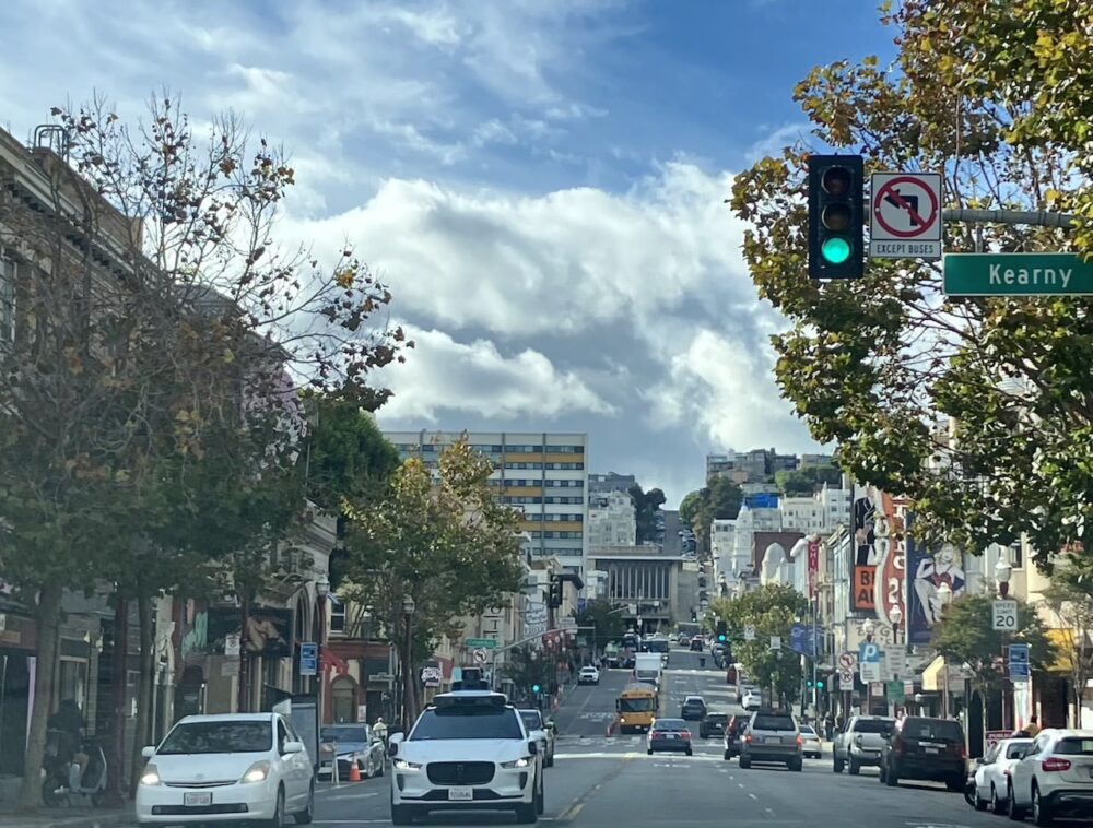 アメリカ　ロードトリップ　世界一周　夫婦　旅　バックパッカー　　横断