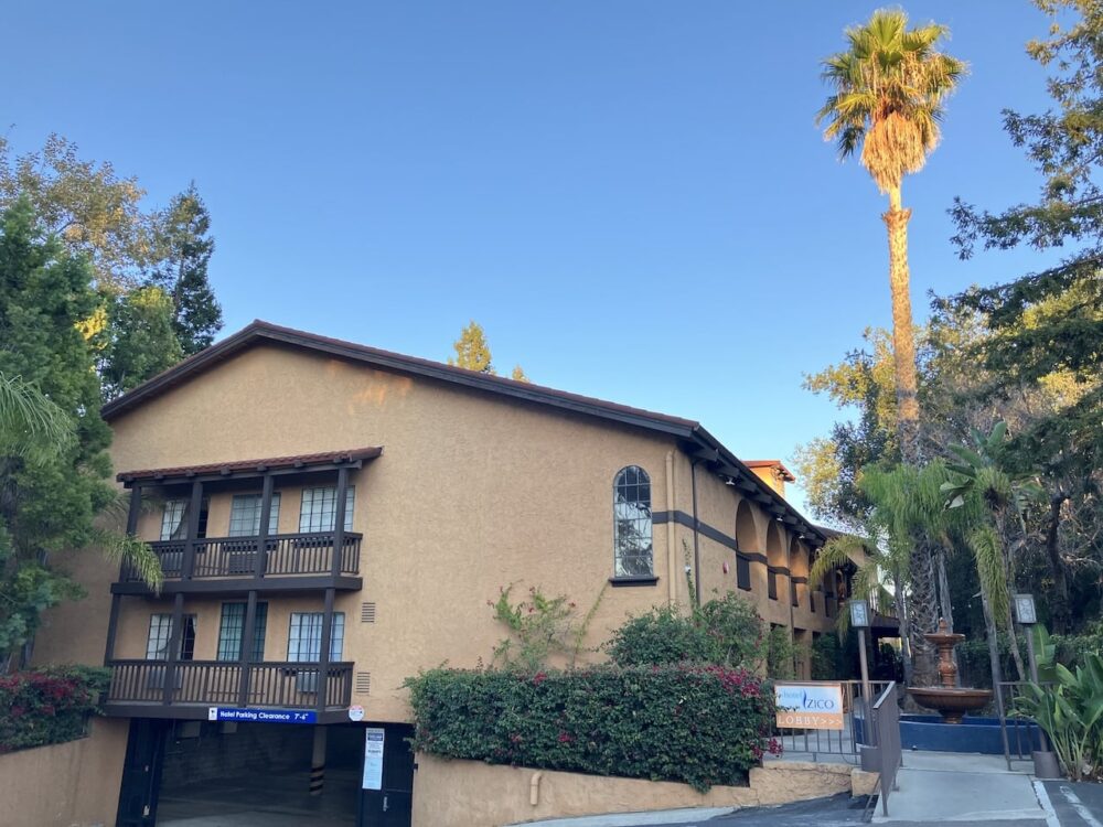 アメリカ　ロードトリップ　世界一周　夫婦　旅　バックパッカー　　横断